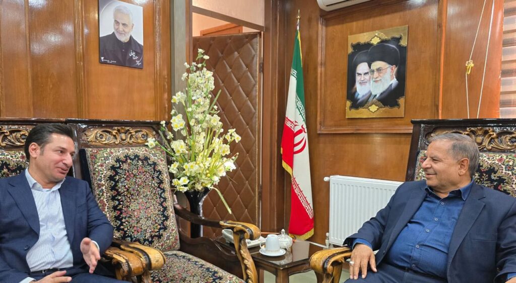 دیدار مهندس عطایی پور مدیرعامل فولاد مشیز بردسیر با فرماندار محترم شهرستان بردسیر جناب آقای اسکندری